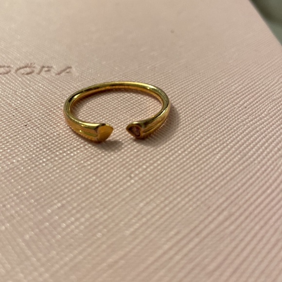 Pandora heart ring size 9. Holiday ready - Picture 5 of 6